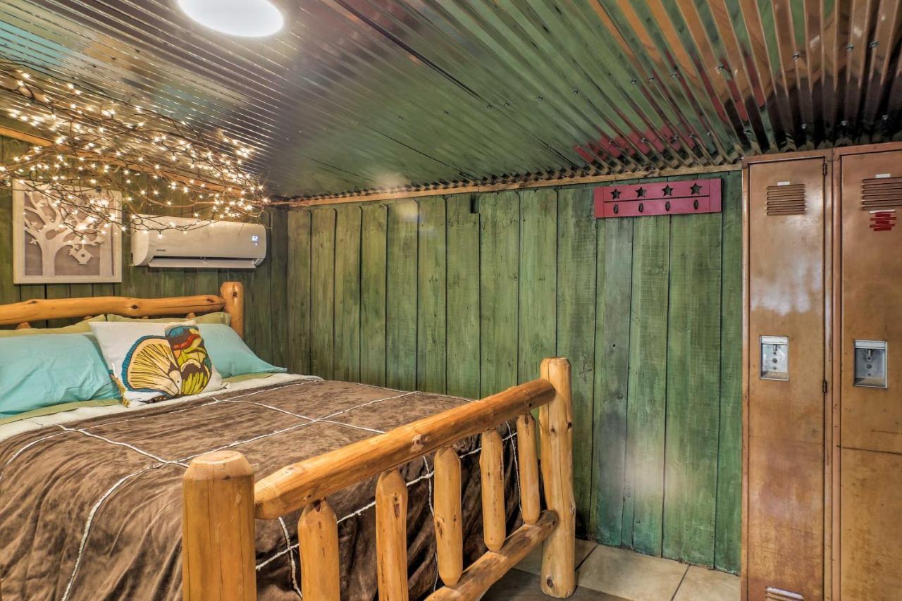 The Treehouse Cabin Creekside Home With Hot Tub! Summerville Екстер'єр фото